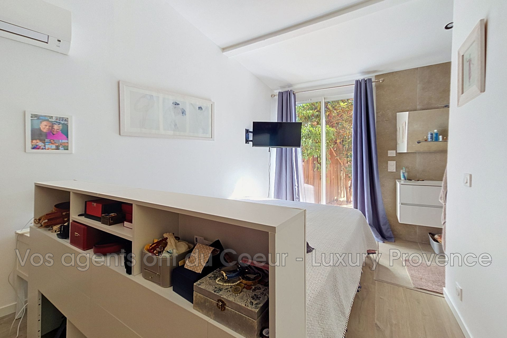 Photo 5 — LUXURY PROVENCE