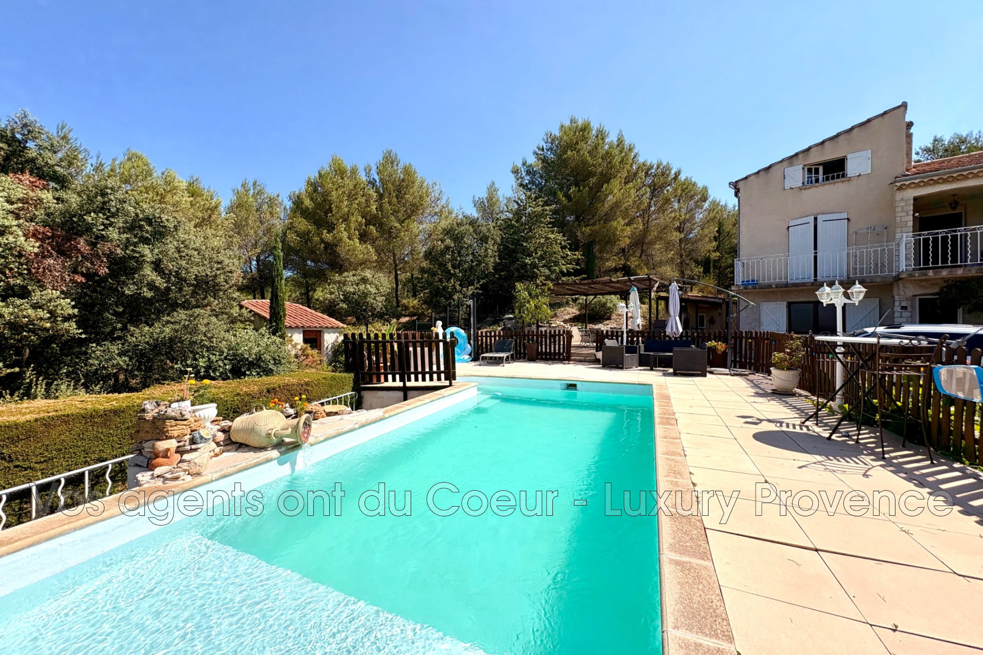 Photo 4 — LUXURY PROVENCE