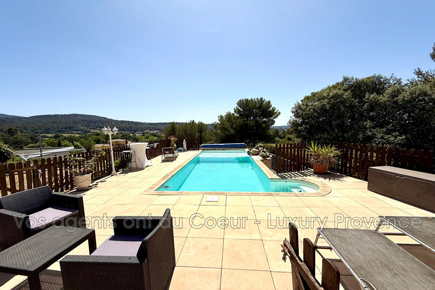 Photo 19 — LUXURY PROVENCE