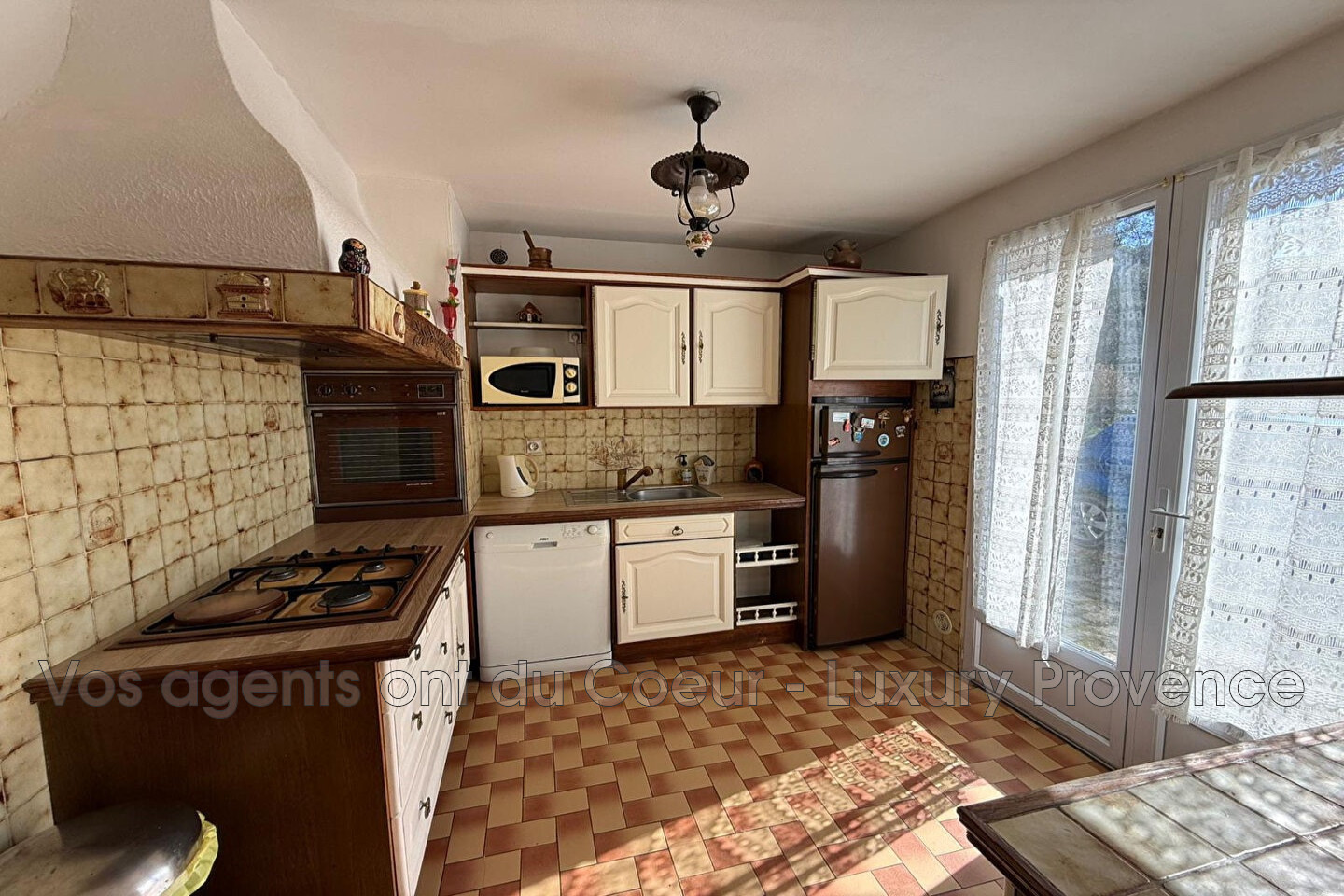 Photo 15 — LUXURY PROVENCE