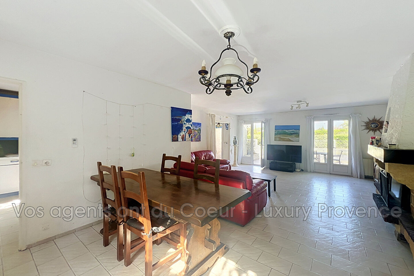 Photo 6 — LUXURY PROVENCE