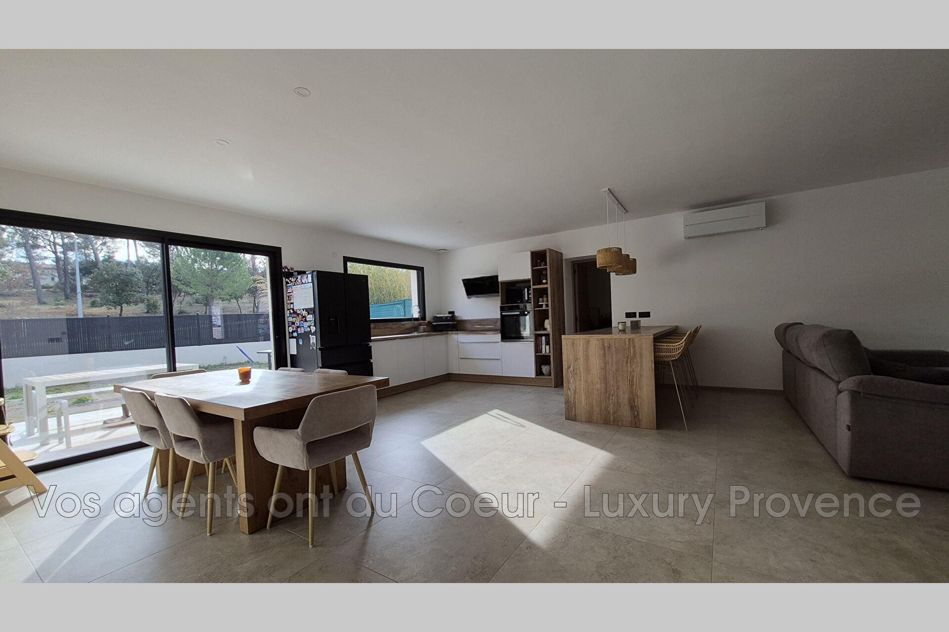 Photo 3 — LUXURY PROVENCE