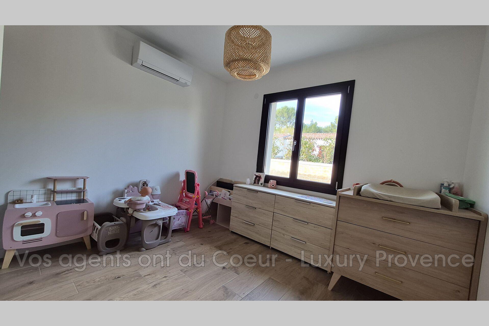 Photo 12 — LUXURY PROVENCE