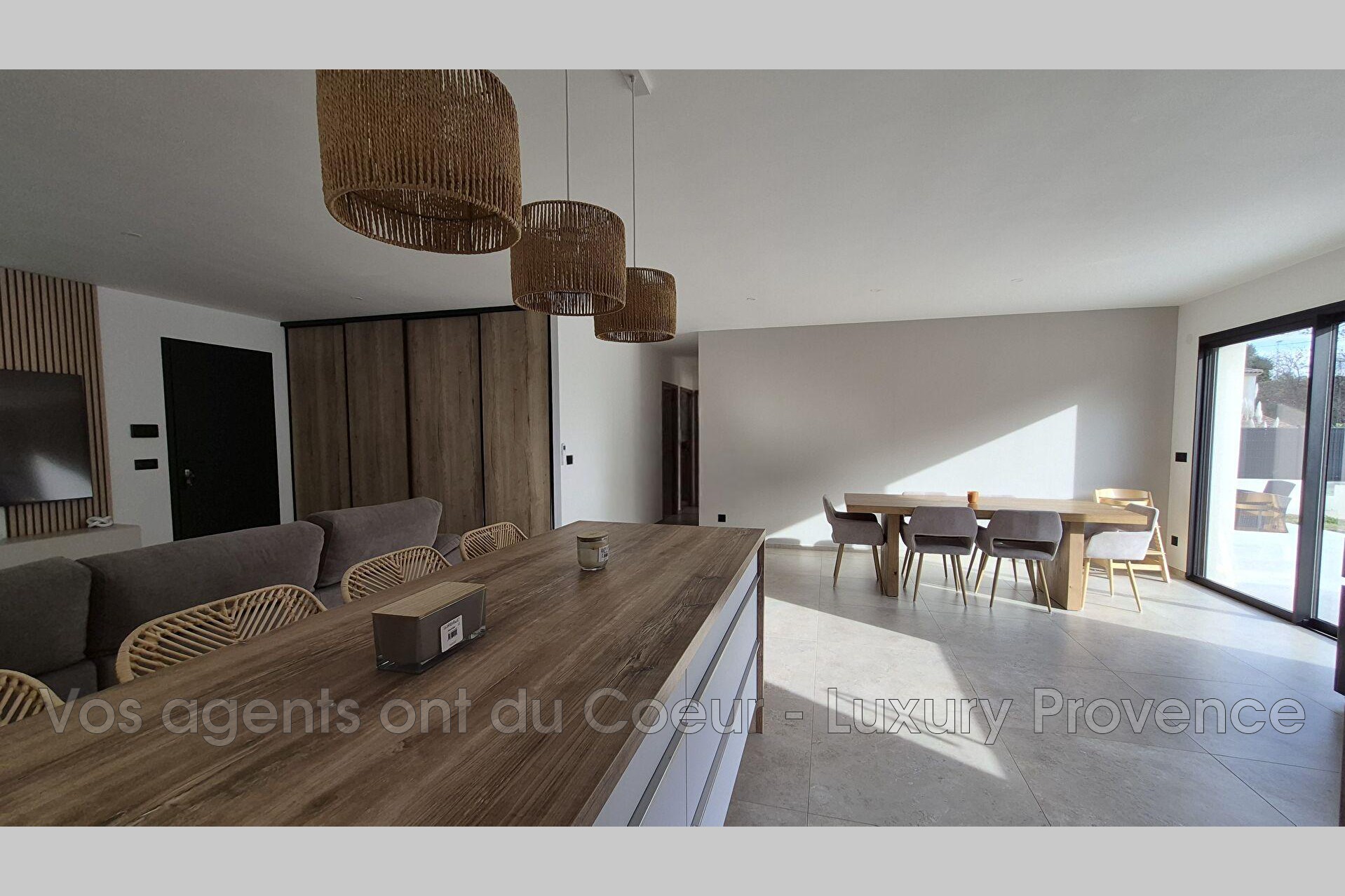 Photo 6 — LUXURY PROVENCE