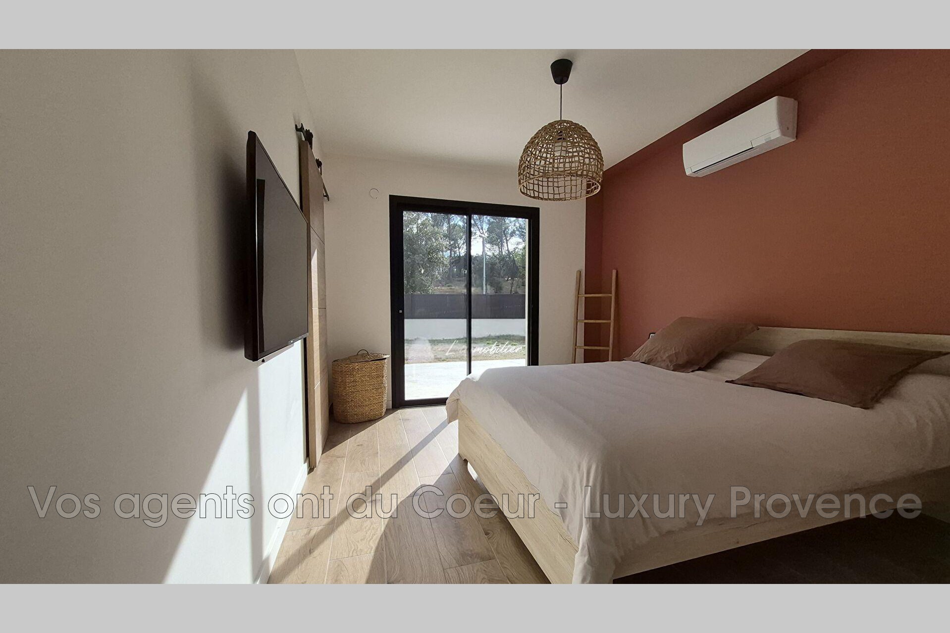 Photo 9 — LUXURY PROVENCE