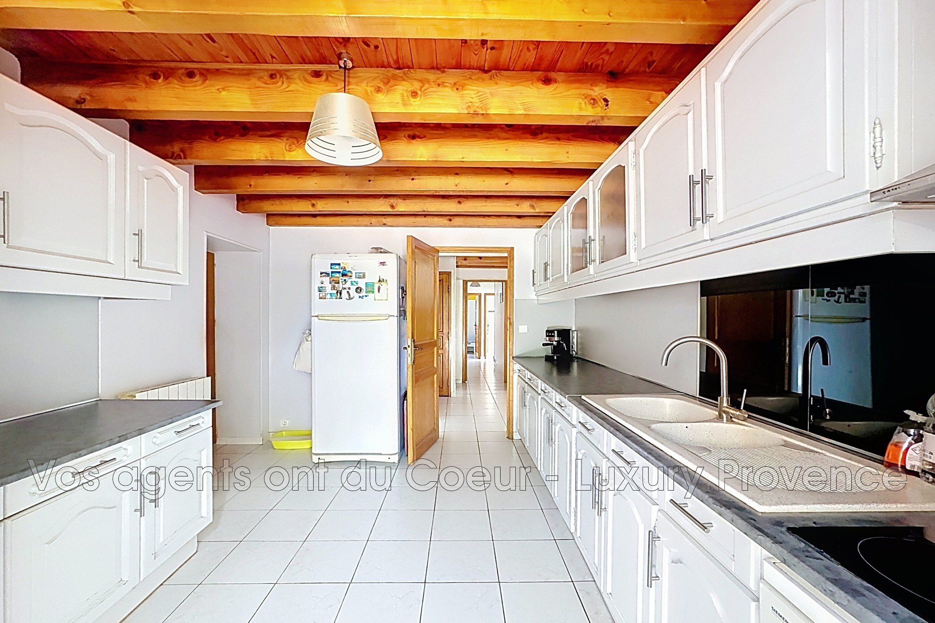Photo 15 — LUXURY PROVENCE