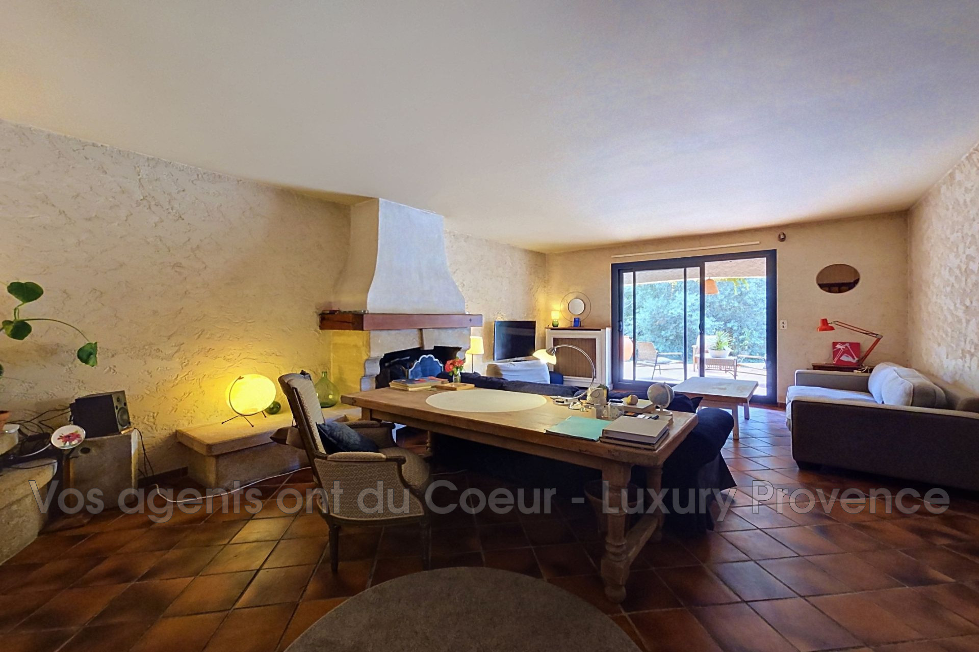 Photo 8 — LUXURY PROVENCE