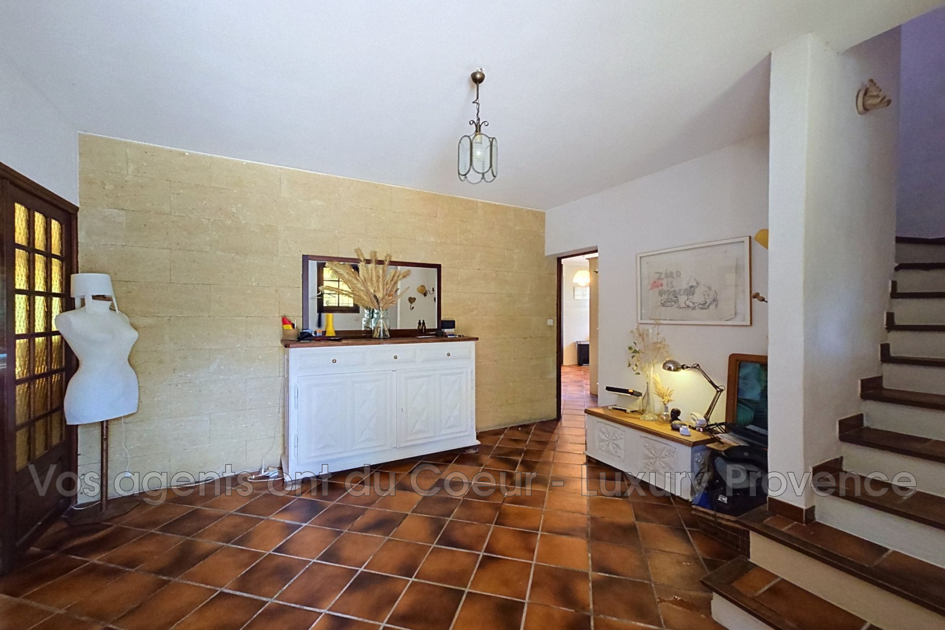 Photo 7 — LUXURY PROVENCE