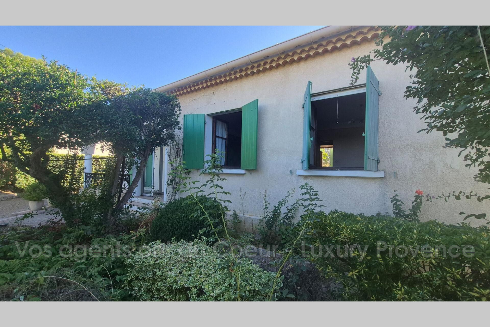 Photo 5 — LUXURY PROVENCE