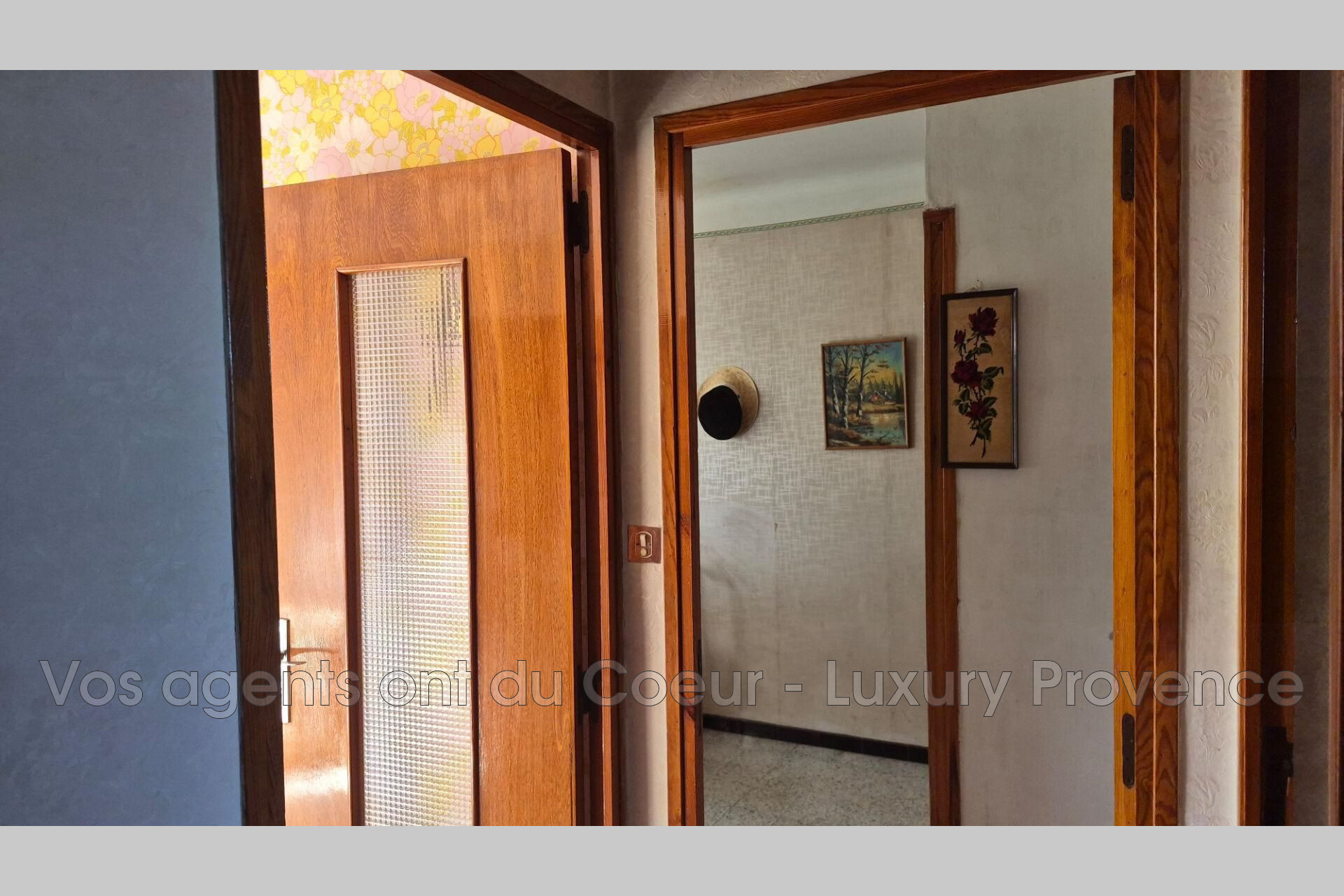 Photo 4 — LUXURY PROVENCE