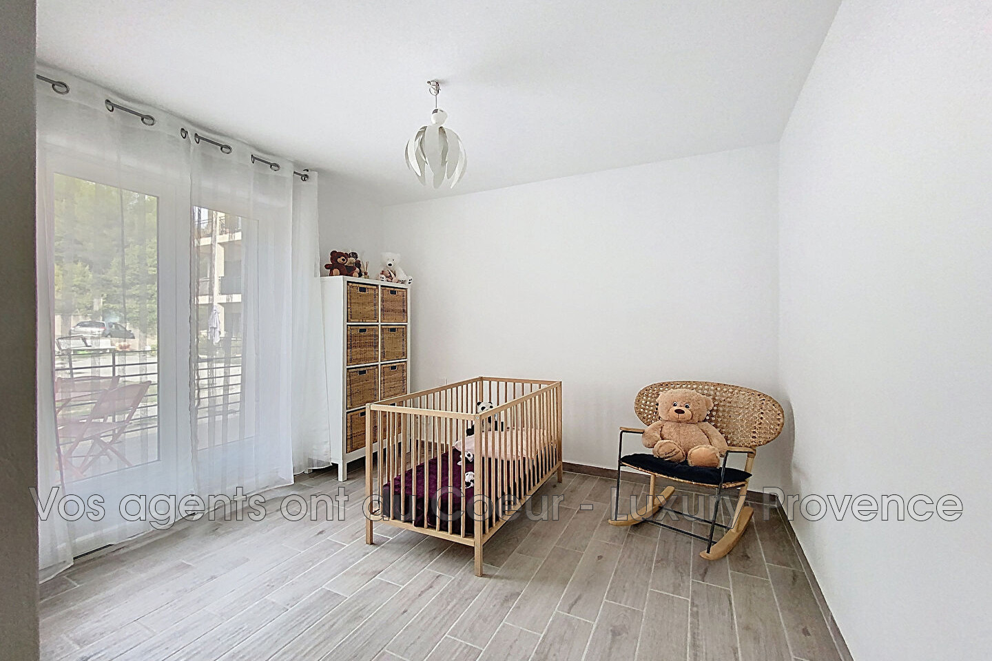 Photo 10 — LUXURY PROVENCE