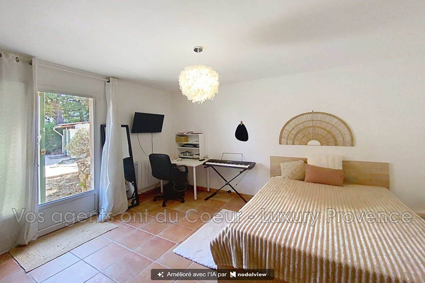 Photo 8 — LUXURY PROVENCE