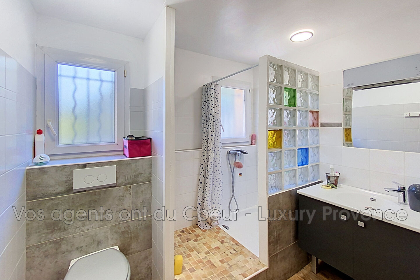 Photo 7 — LUXURY PROVENCE