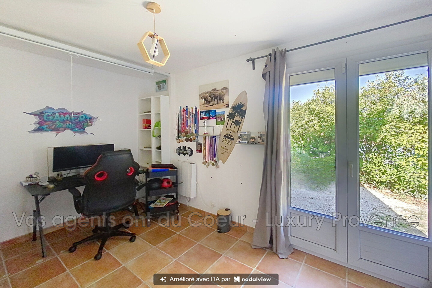 Photo 11 — LUXURY PROVENCE