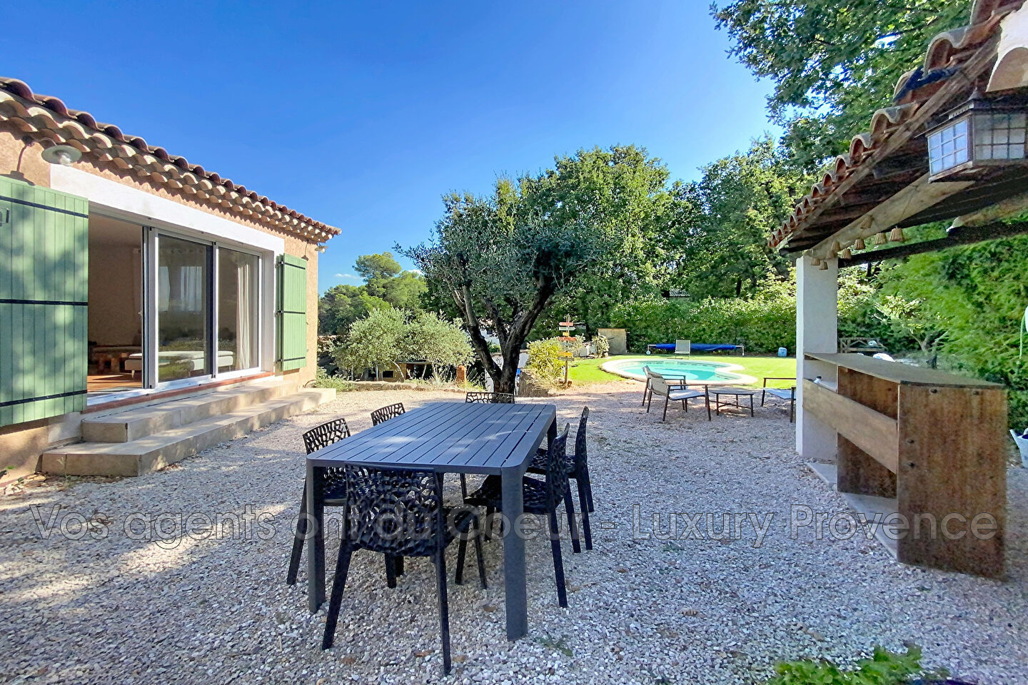 Photo 16 — LUXURY PROVENCE
