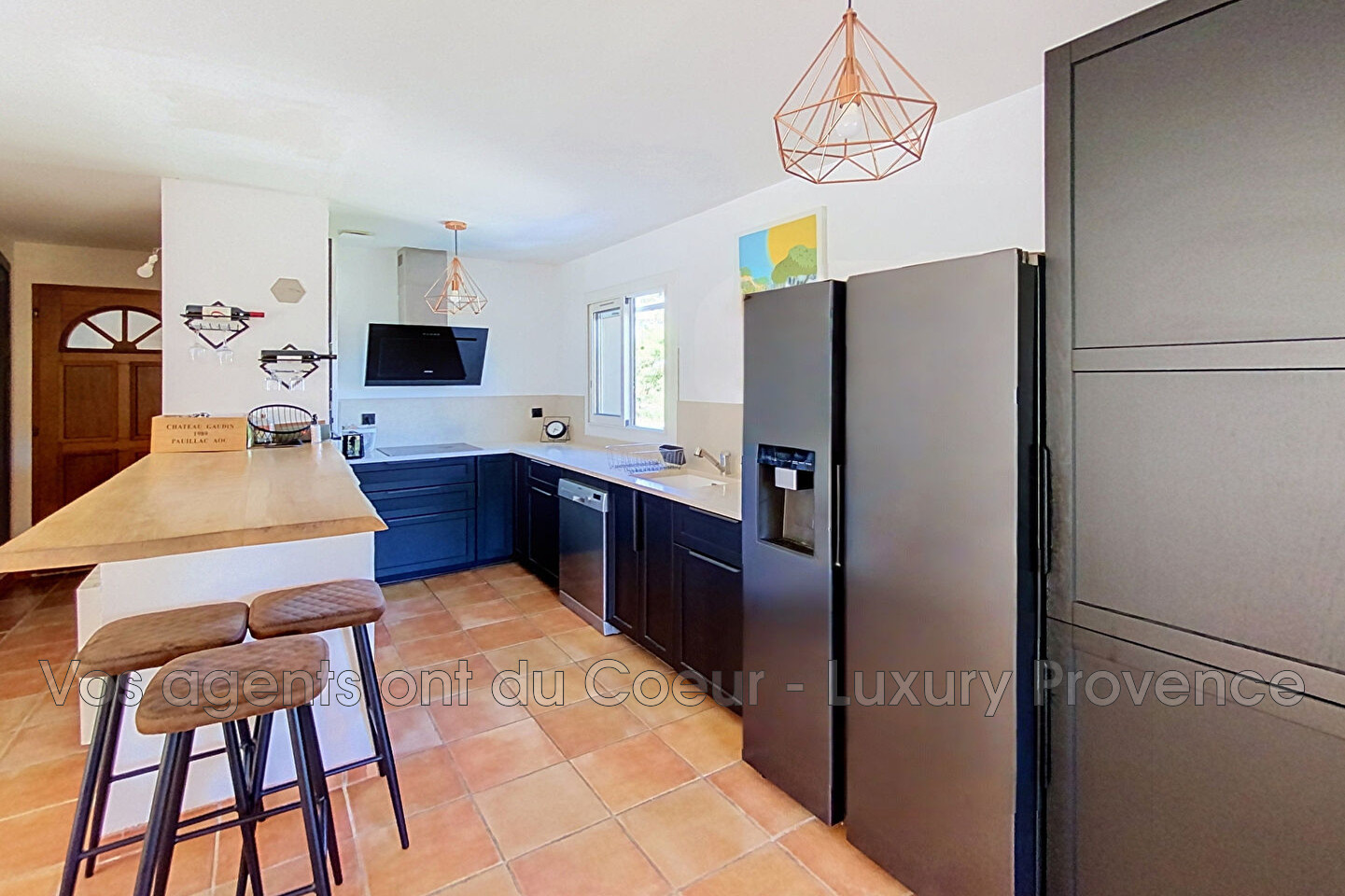 Photo 3 — LUXURY PROVENCE