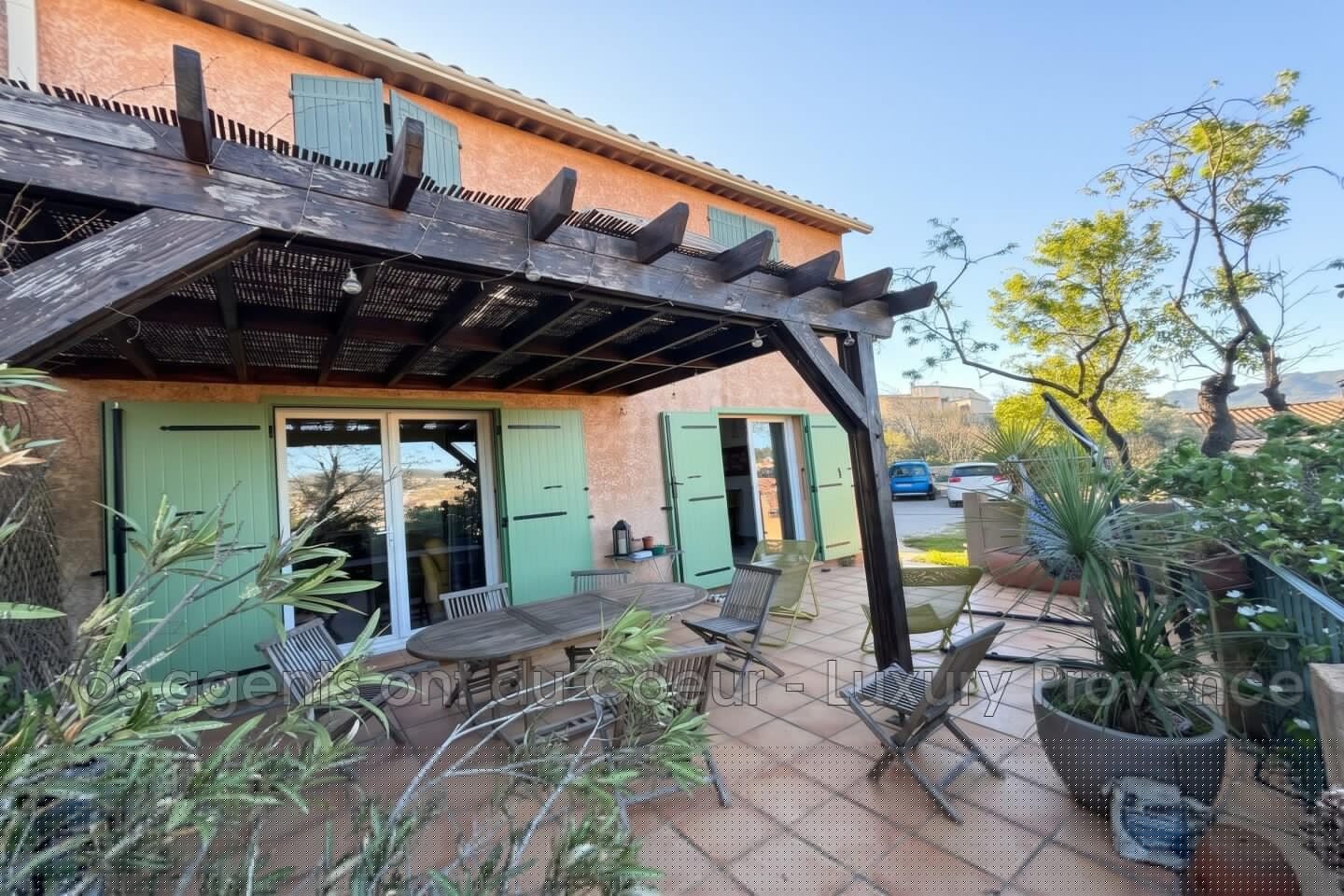 Photo 7 — LUXURY PROVENCE