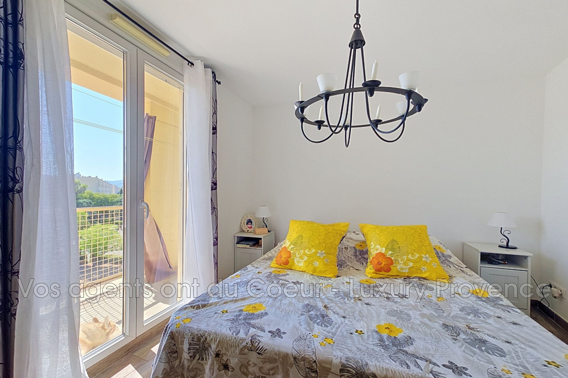 Photo 8 — LUXURY PROVENCE