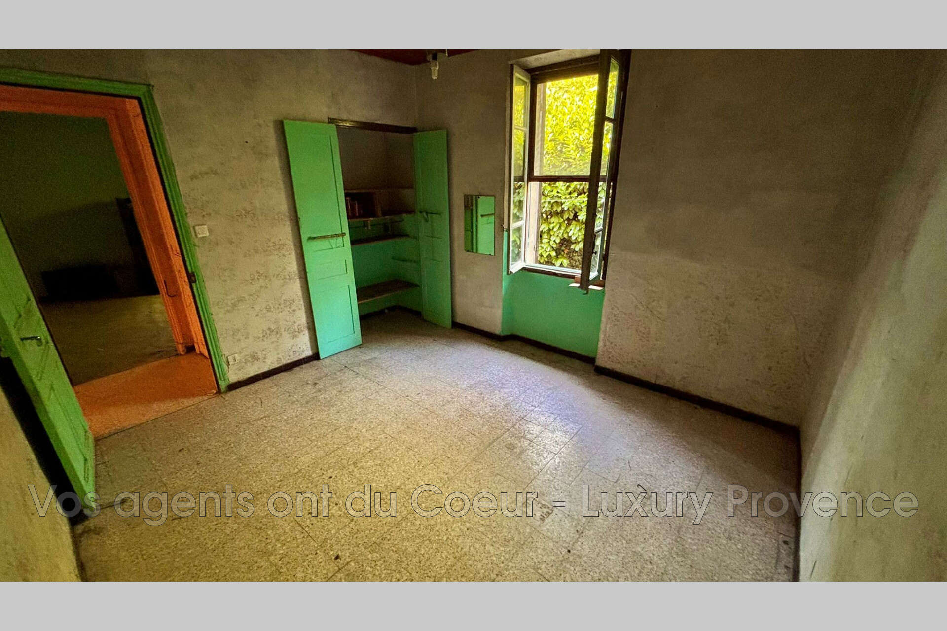 Photo 8 — LUXURY PROVENCE