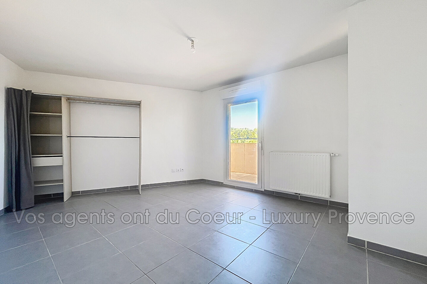 Photo 5 — LUXURY PROVENCE