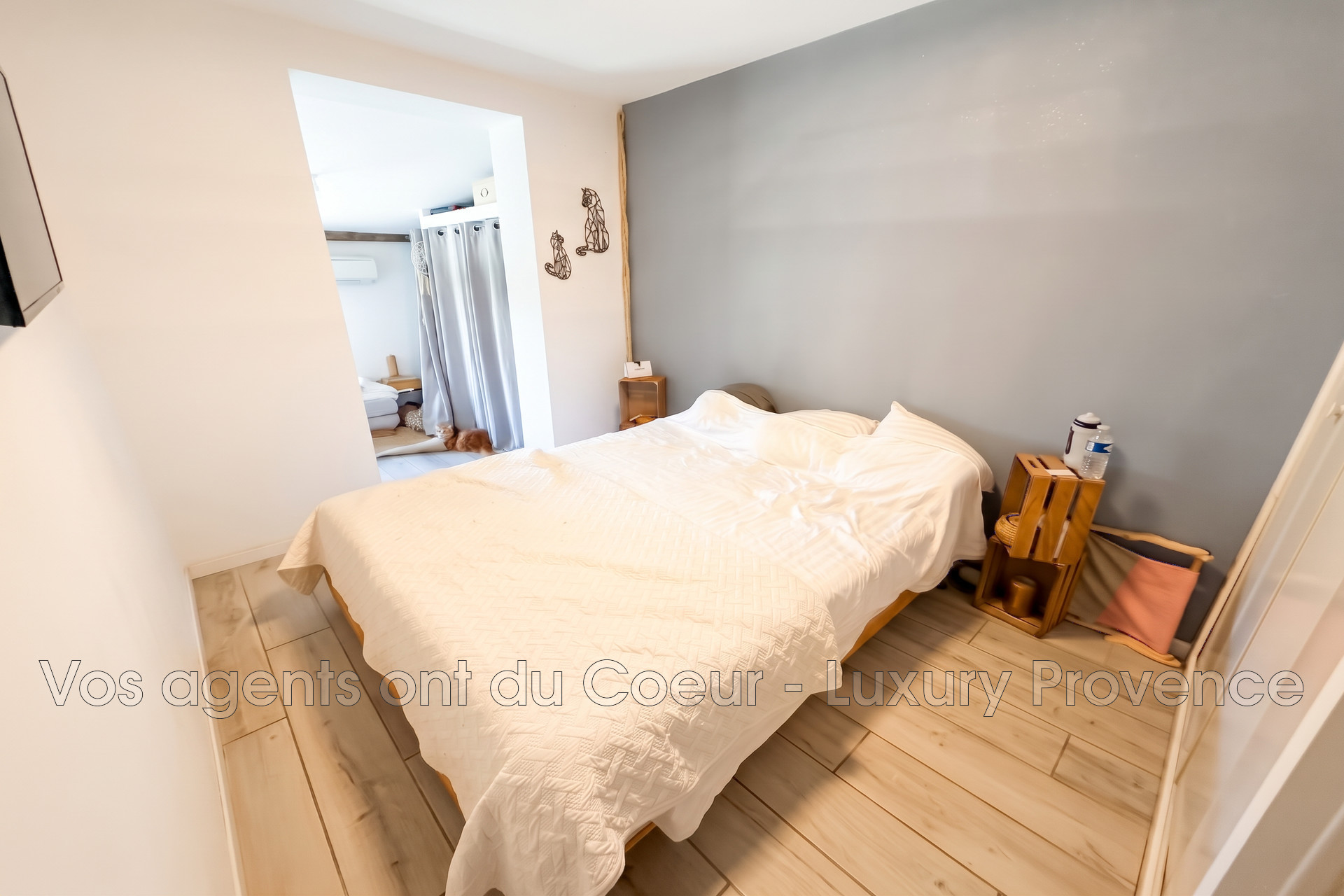 Photo 6 — LUXURY PROVENCE