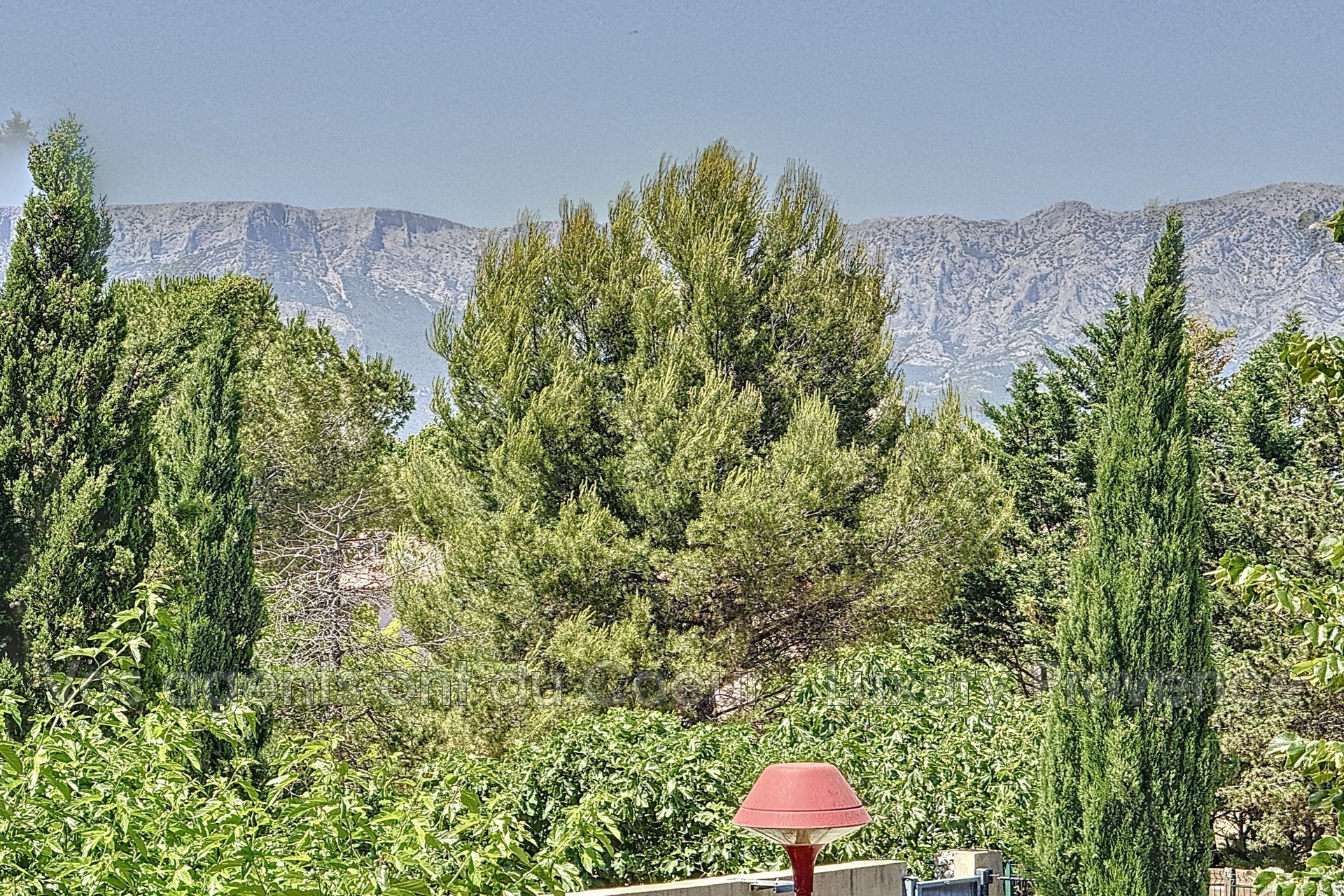 Photo 10 — LUXURY PROVENCE