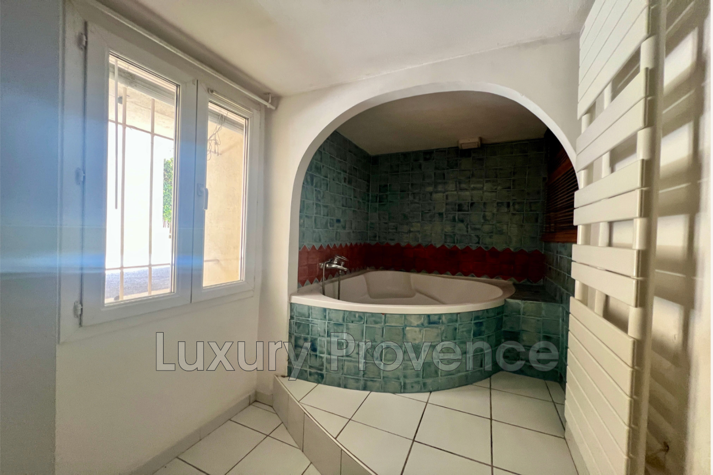Photo 10 — LUXURY PROVENCE