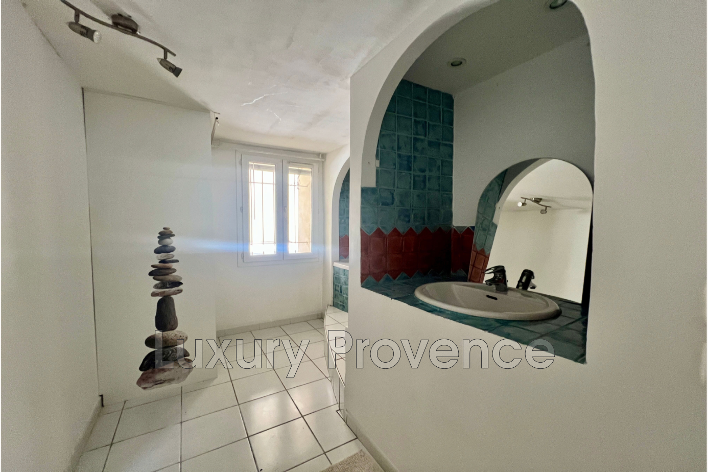 Photo 9 — LUXURY PROVENCE