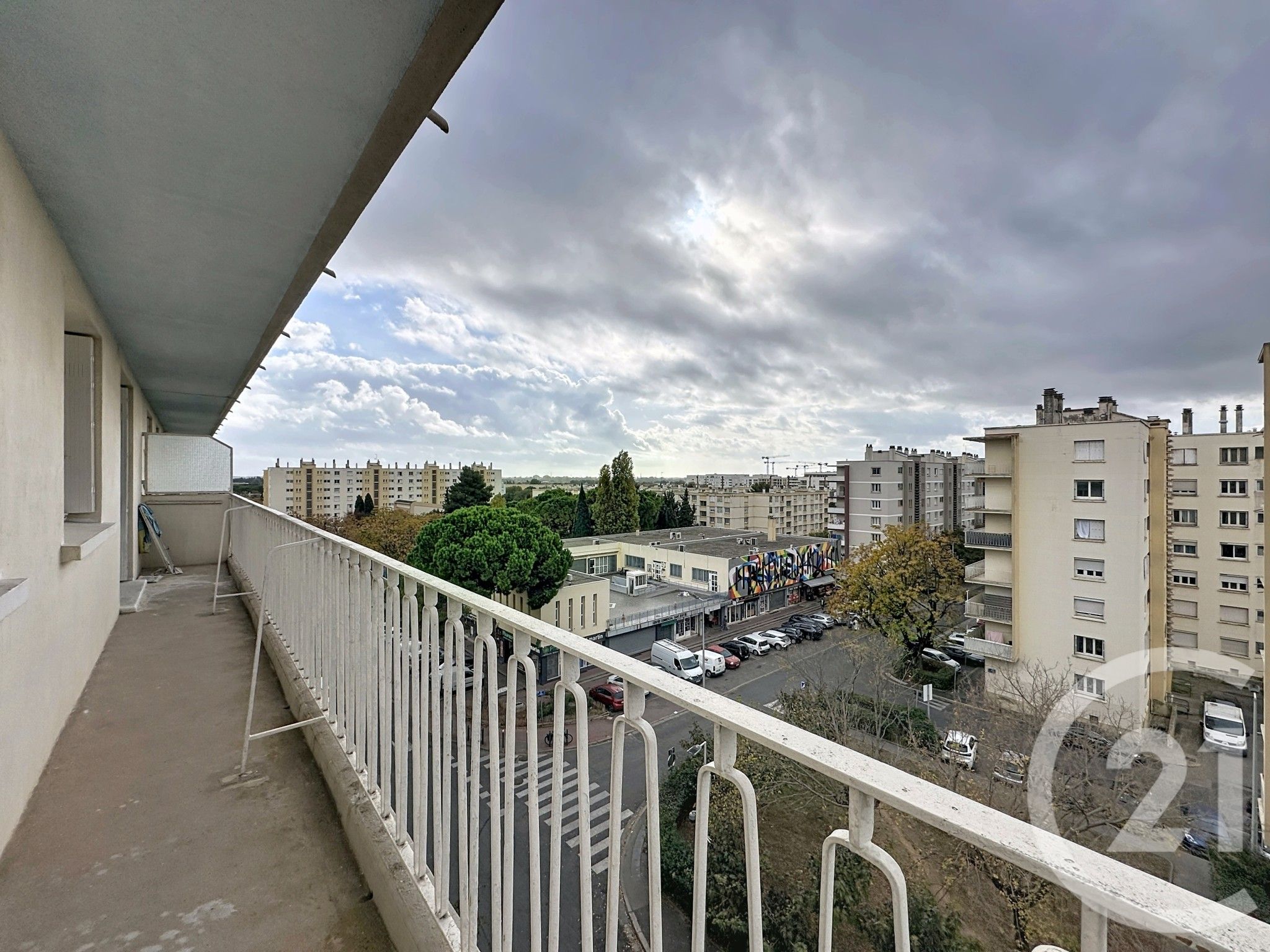 Photo 6 — Century 21 Eurogestrim