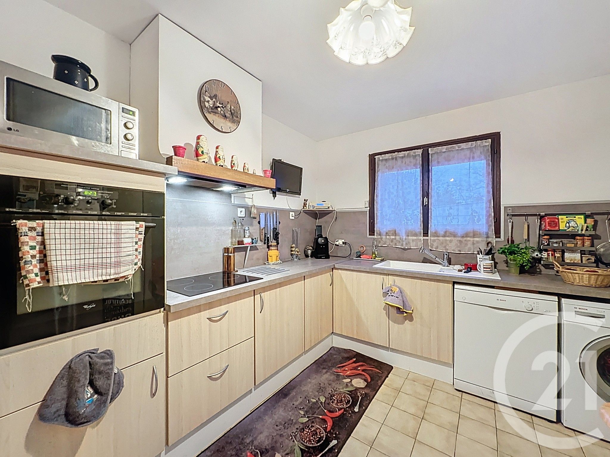 Photo 2 — Century 21 Eurogestrim