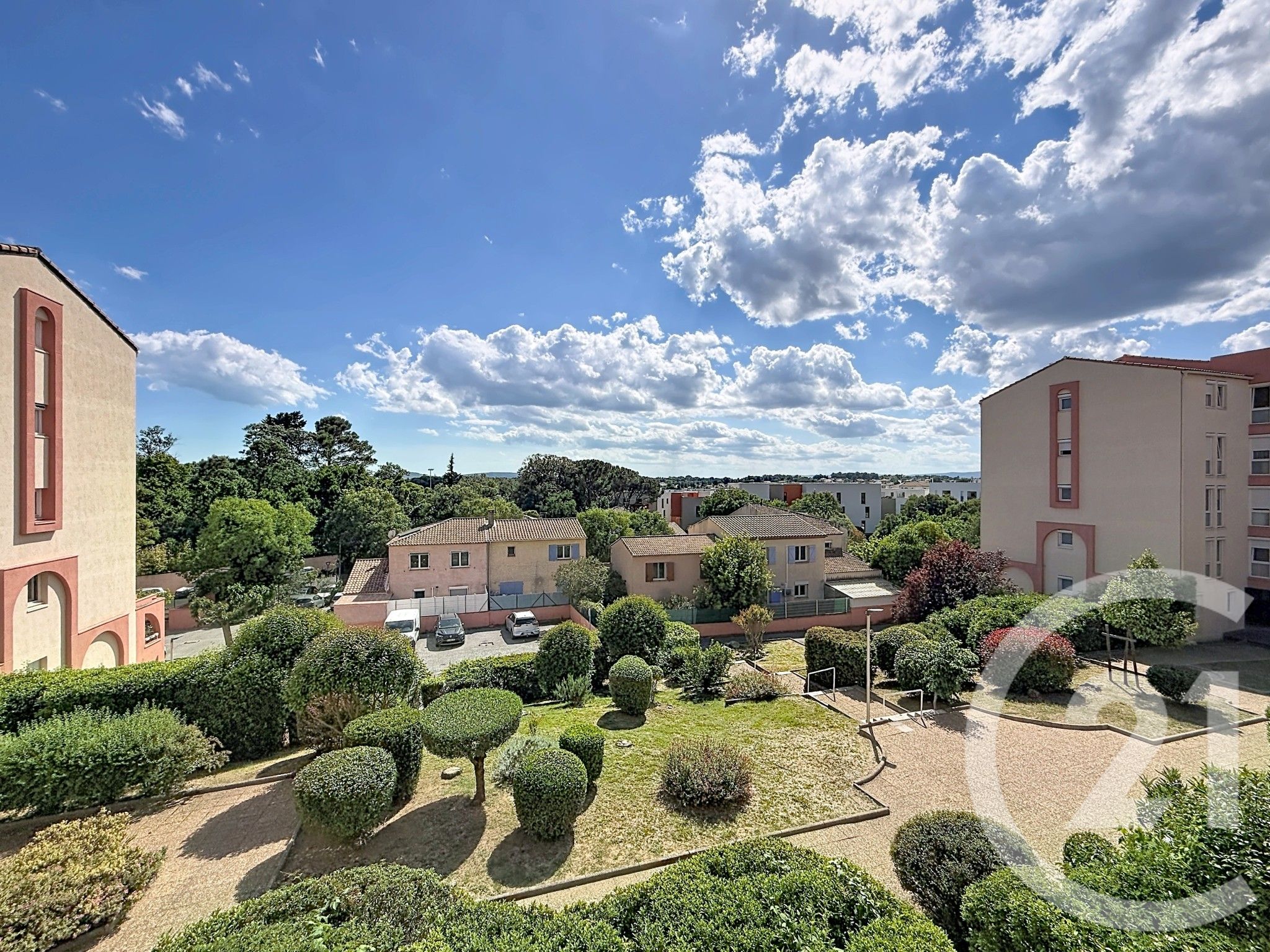 Photo 3 — Century 21 Eurogestrim