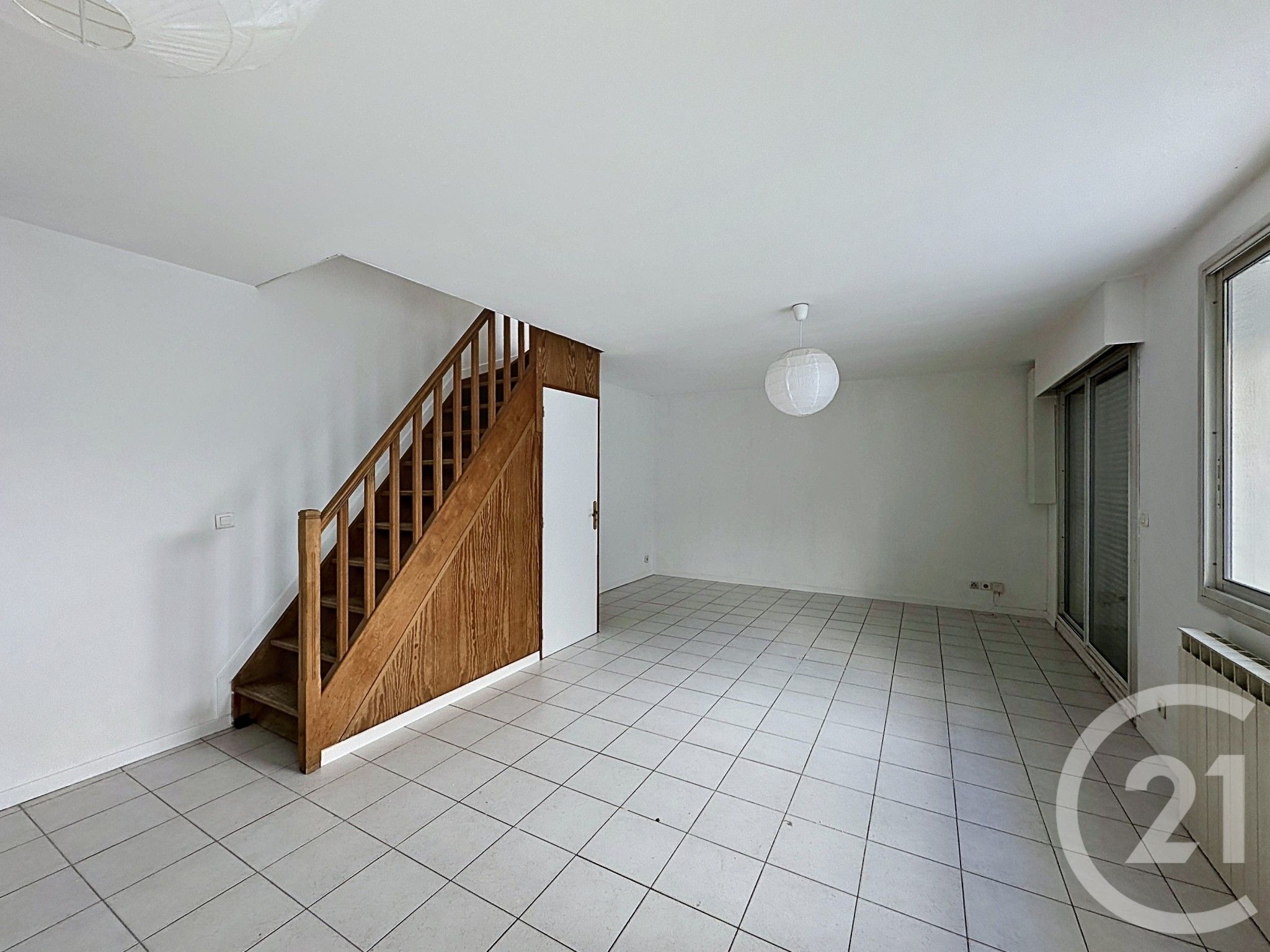 Photo 2 — Century 21 Eurogestrim