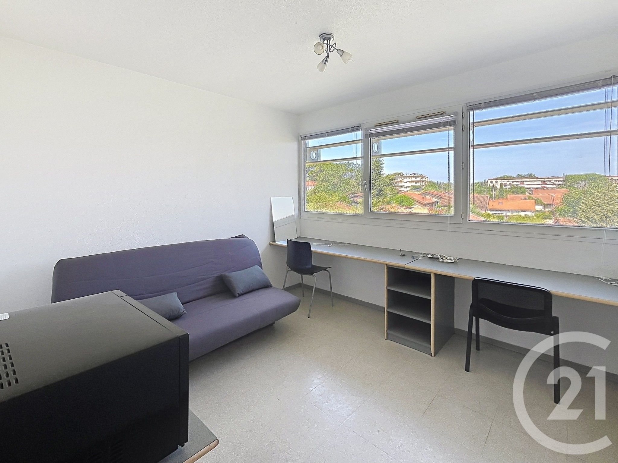 Photo 2 — Century 21 Eurogestrim