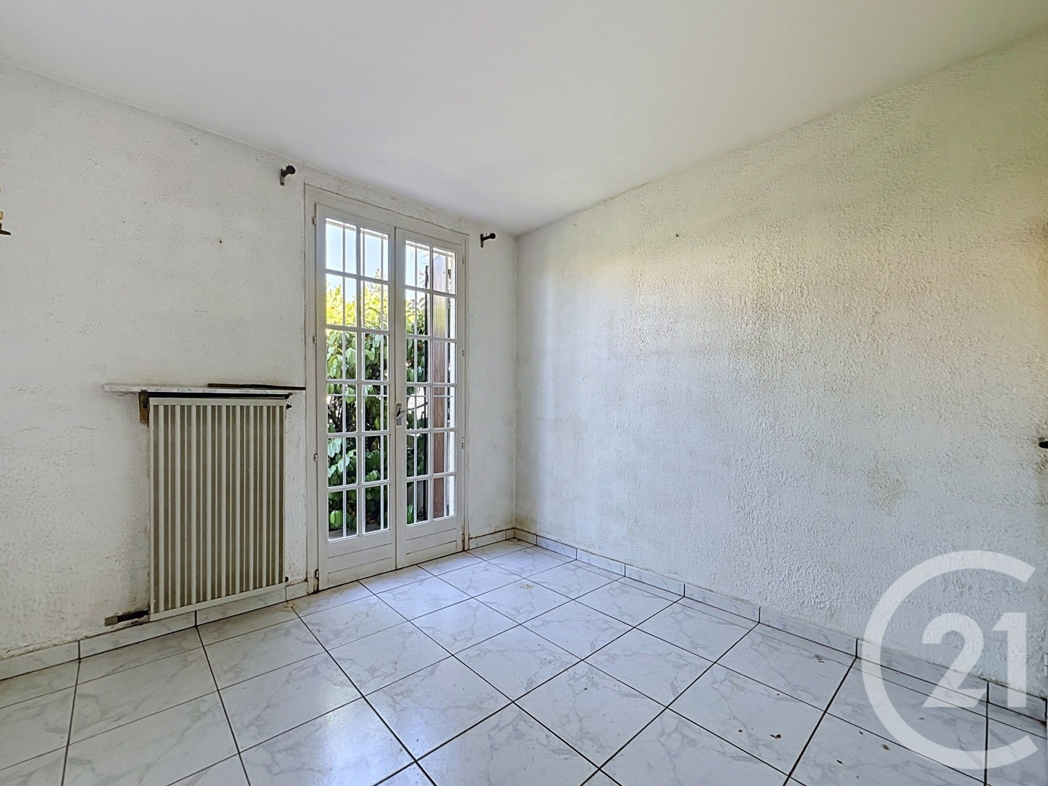 Photo 8 — Century 21 Eurogestrim