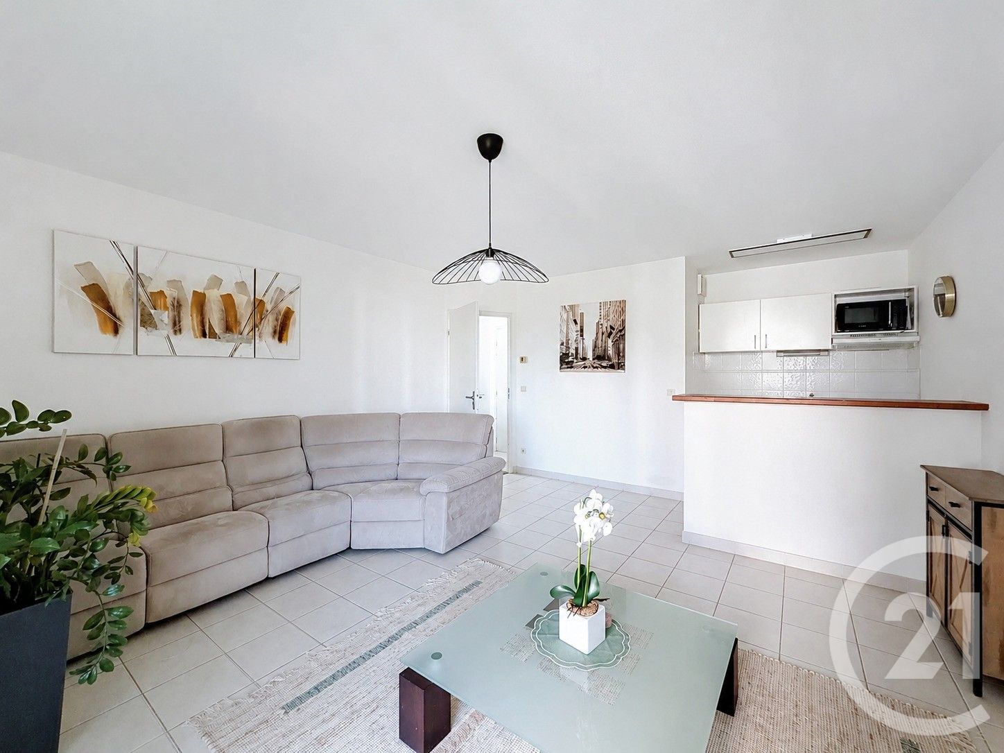 Photo 4 — Century 21 Eurogestrim