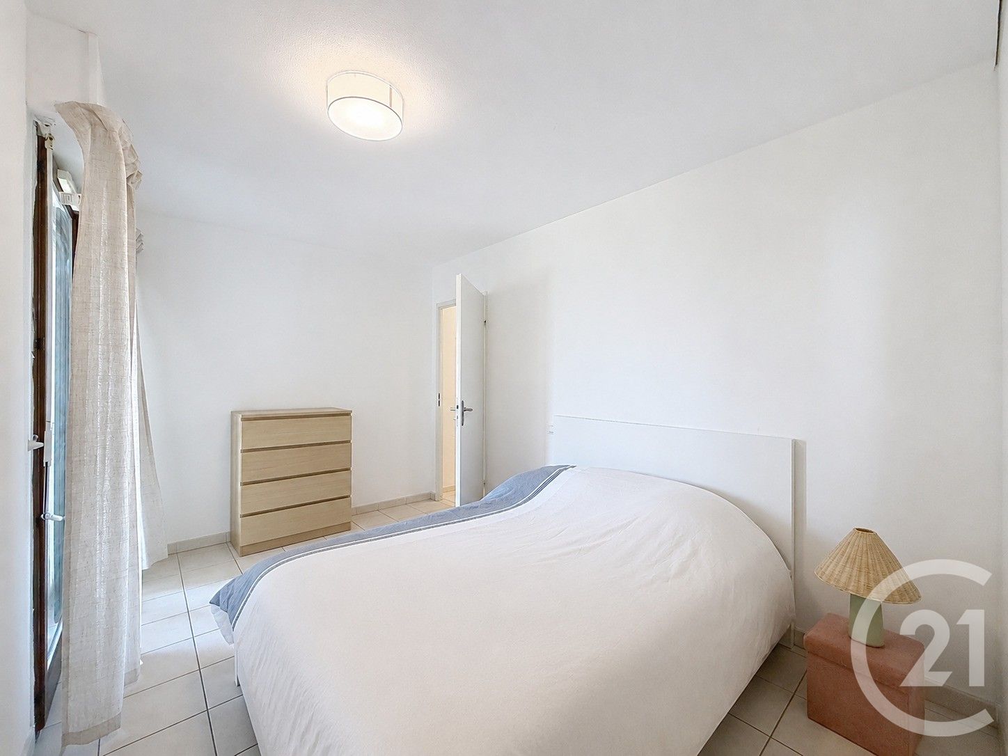 Photo 5 — Century 21 Eurogestrim