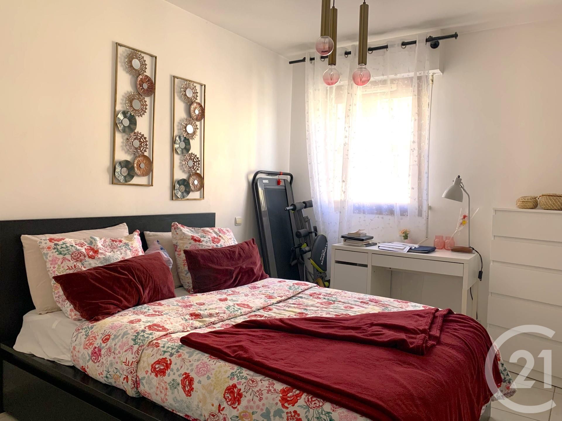 Photo 5 — Century 21 Eurogestrim