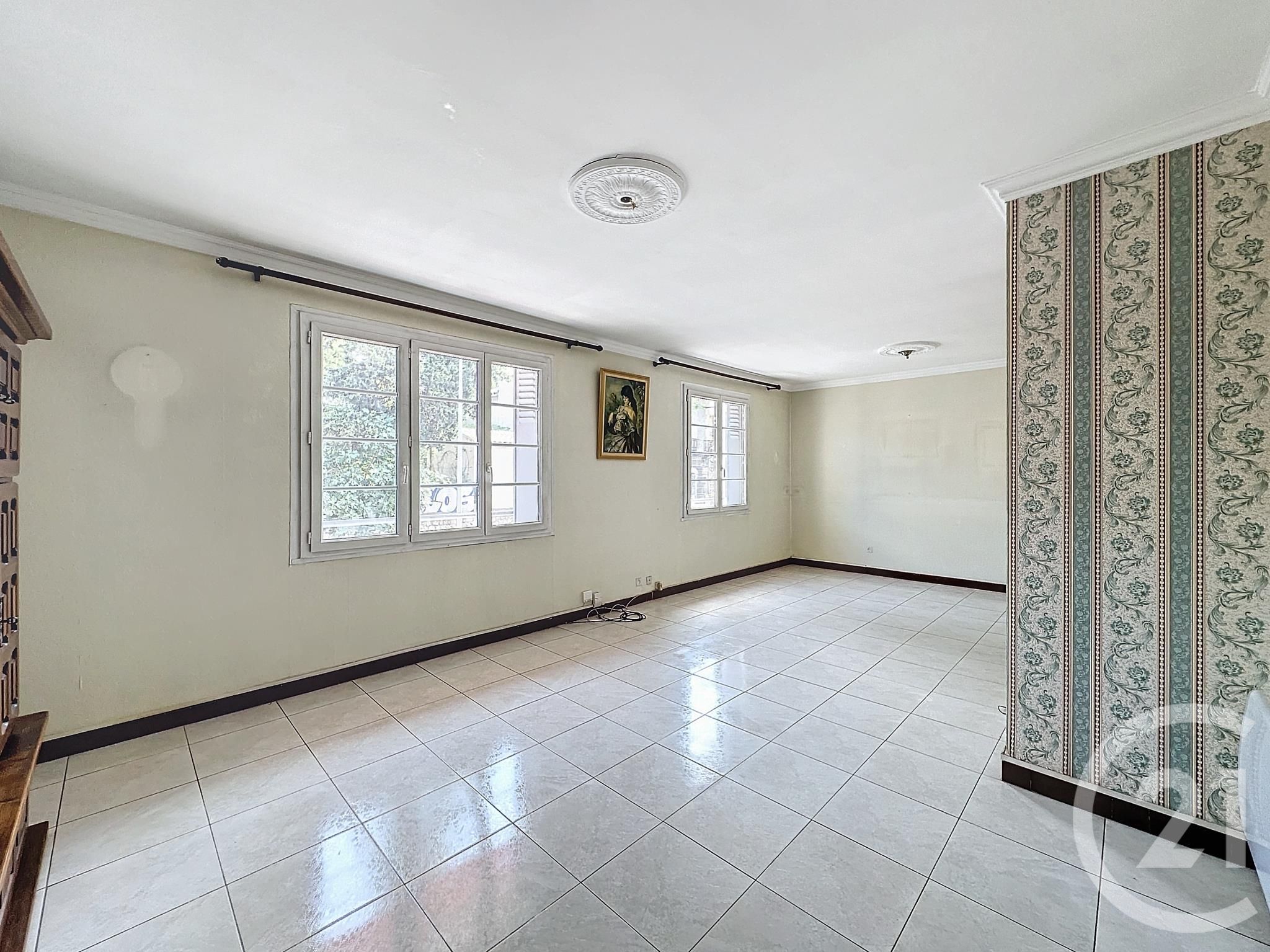 Photo 3 — Century 21 Eurogestrim