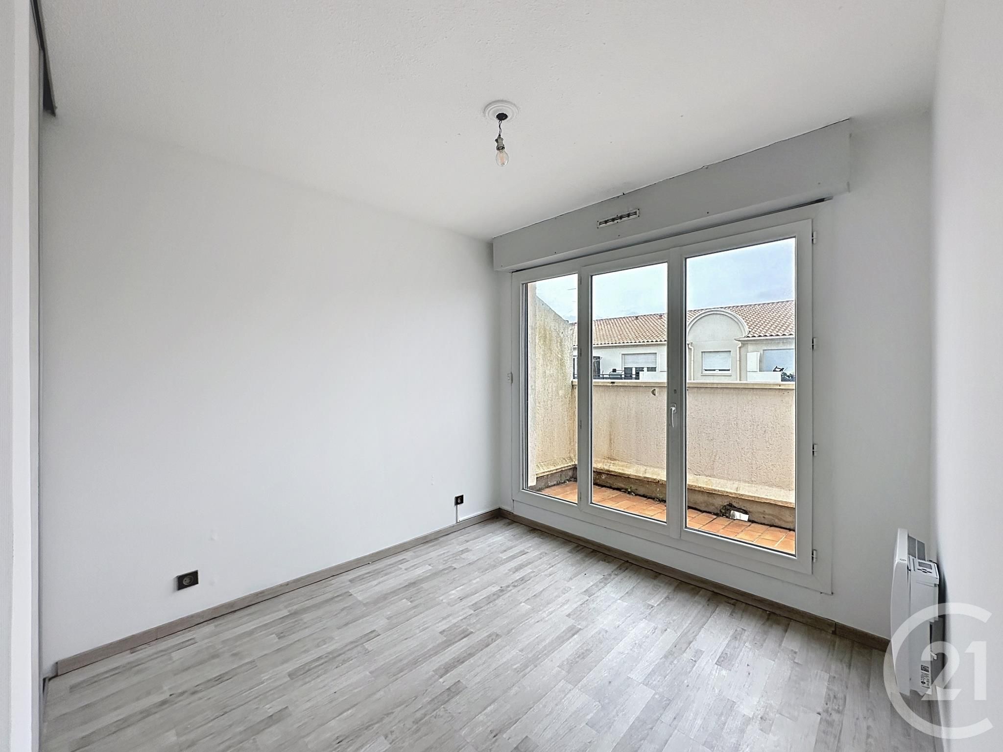 Photo 5 — Century 21 Eurogestrim