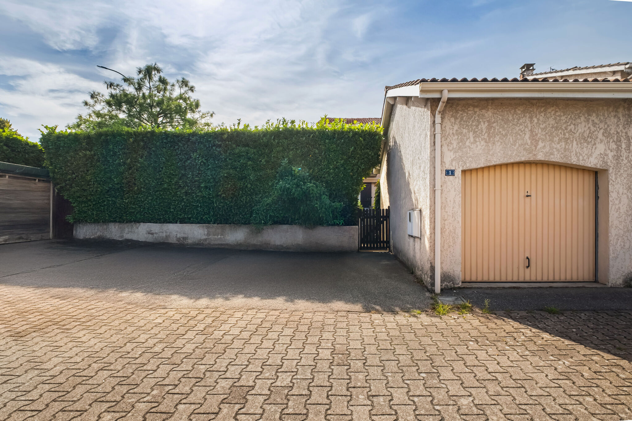 Photo 15 — JUNE IMMOBILIER