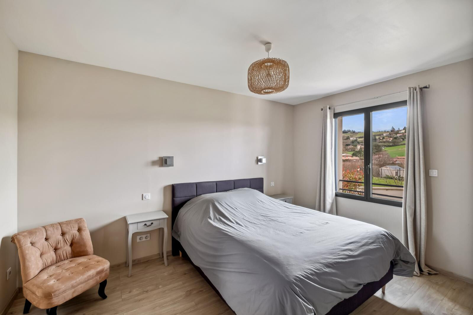 Photo 12 — JUNE IMMOBILIER