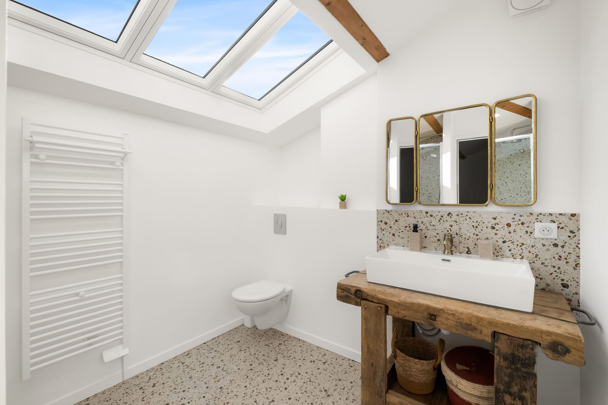 Photo 18 — JUNE IMMOBILIER