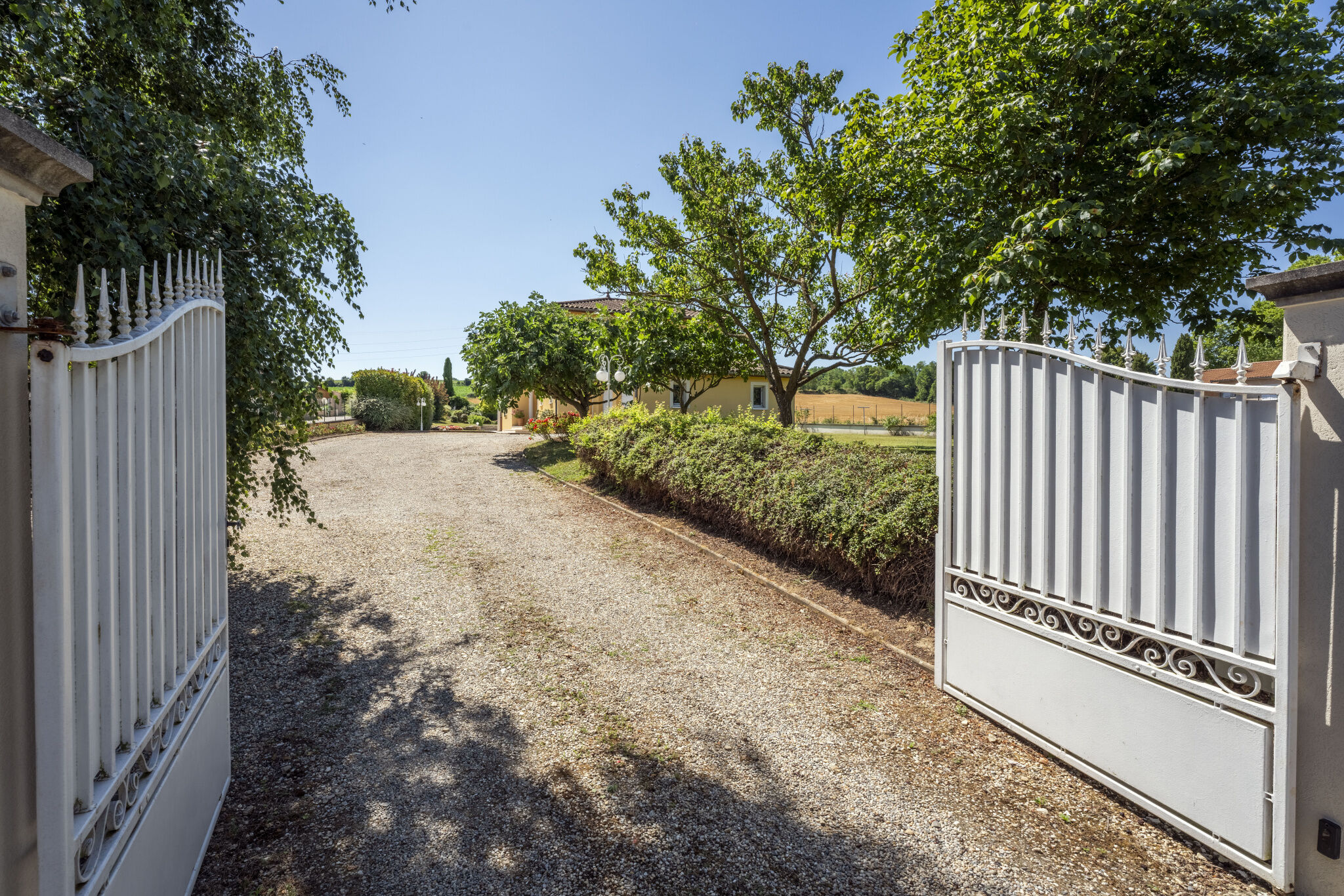Photo 22 — JUNE IMMOBILIER