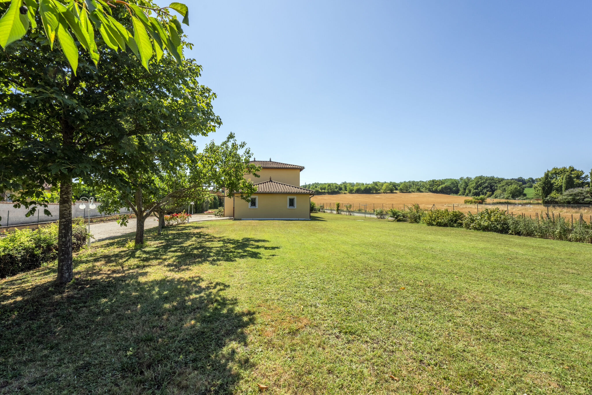 Photo 19 — JUNE IMMOBILIER