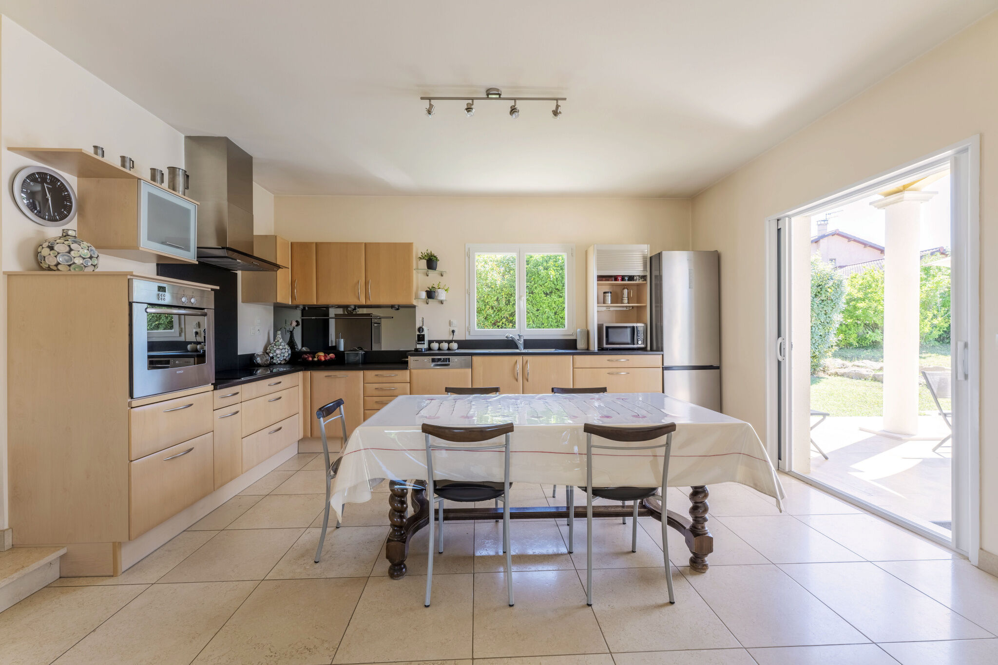 Photo 11 — JUNE IMMOBILIER