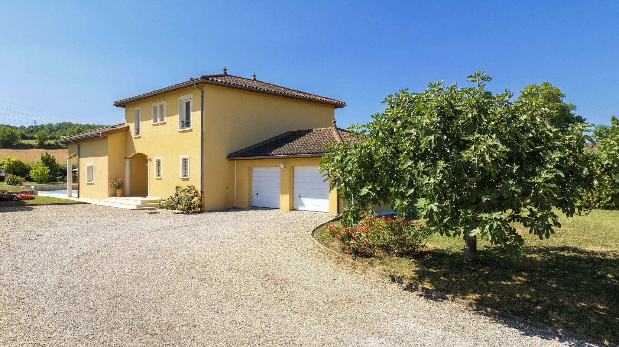Photo 6 — JUNE IMMOBILIER