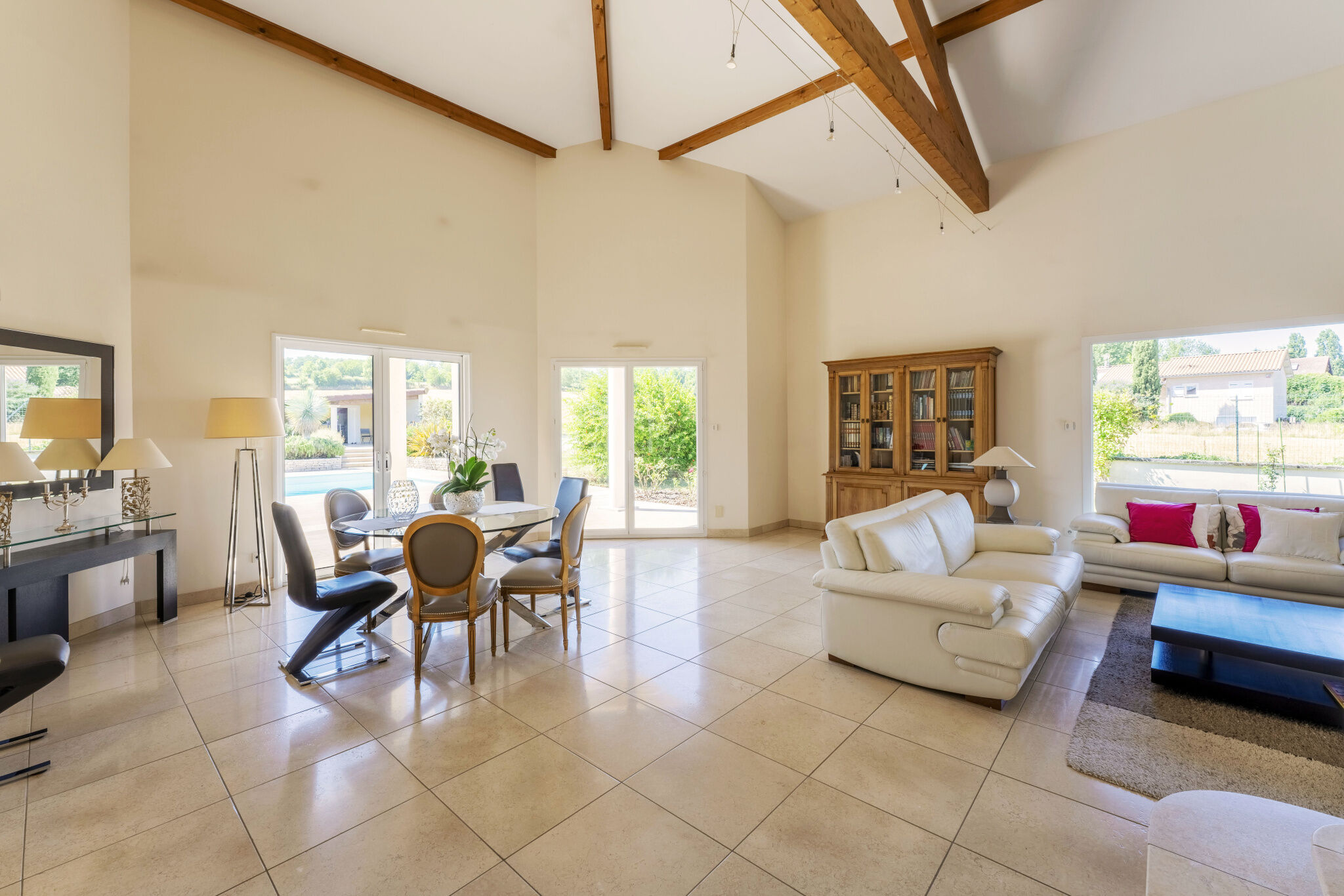 Photo 10 — JUNE IMMOBILIER