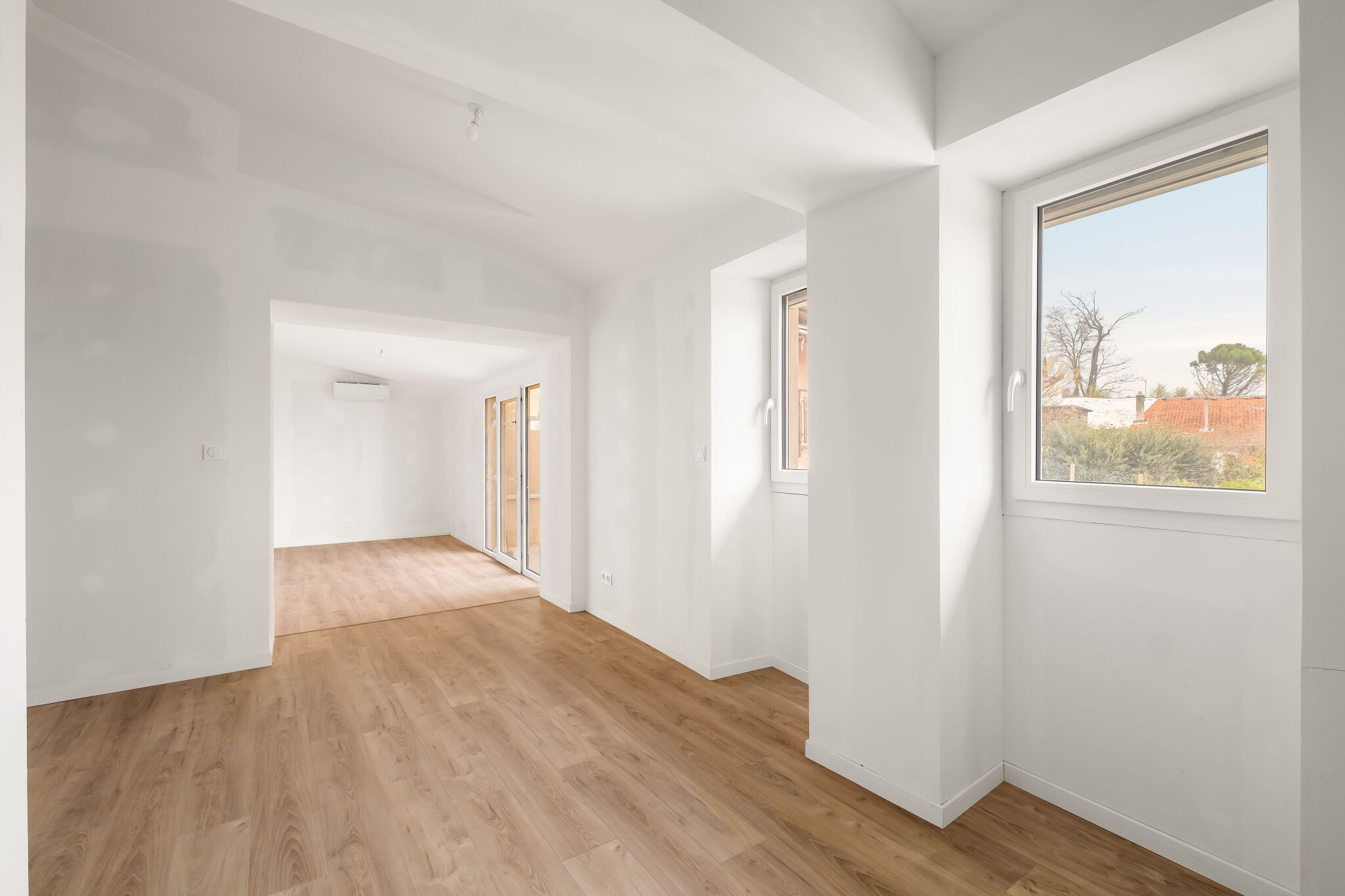 Photo 5 — JUNE IMMOBILIER