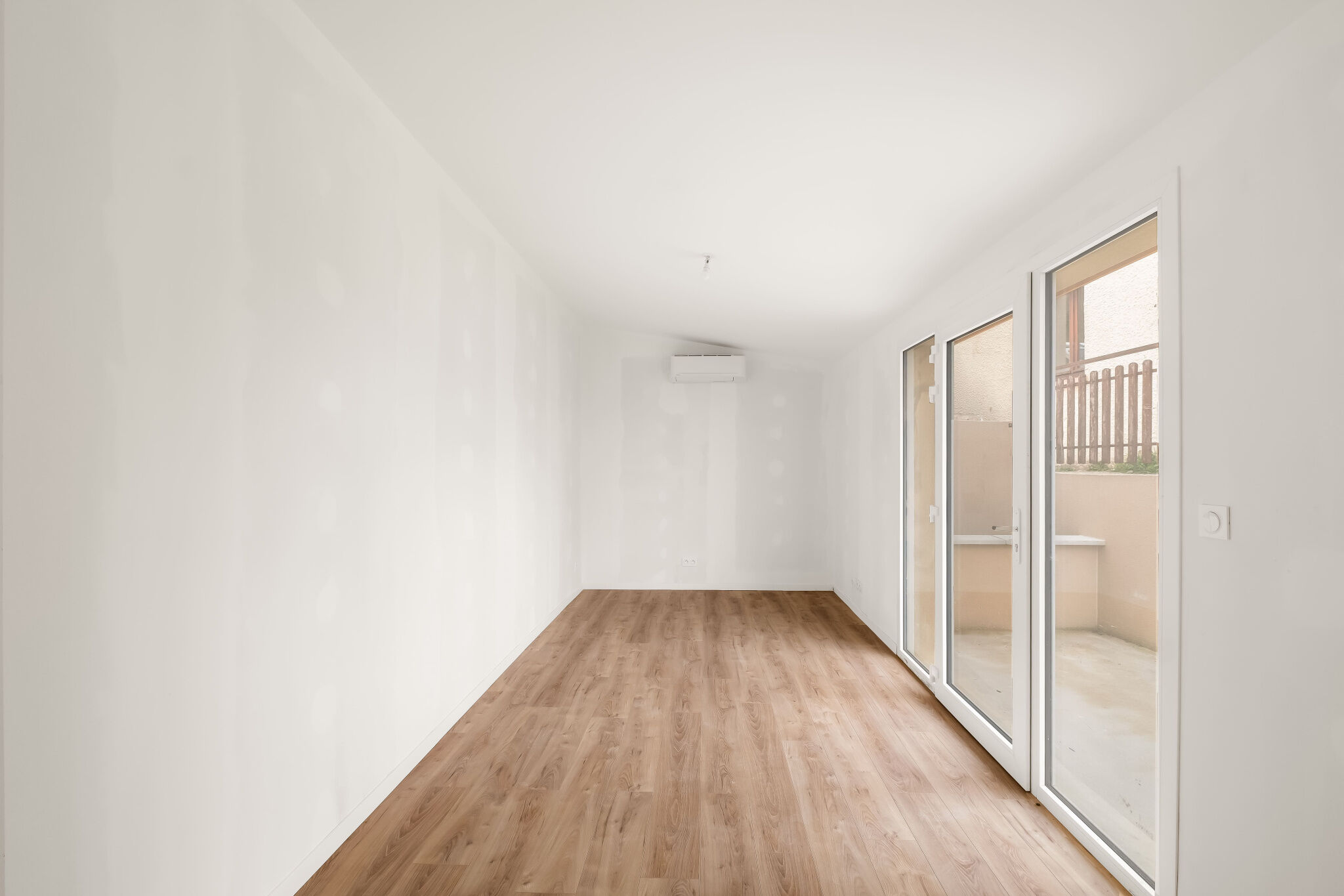 Photo 10 — JUNE IMMOBILIER