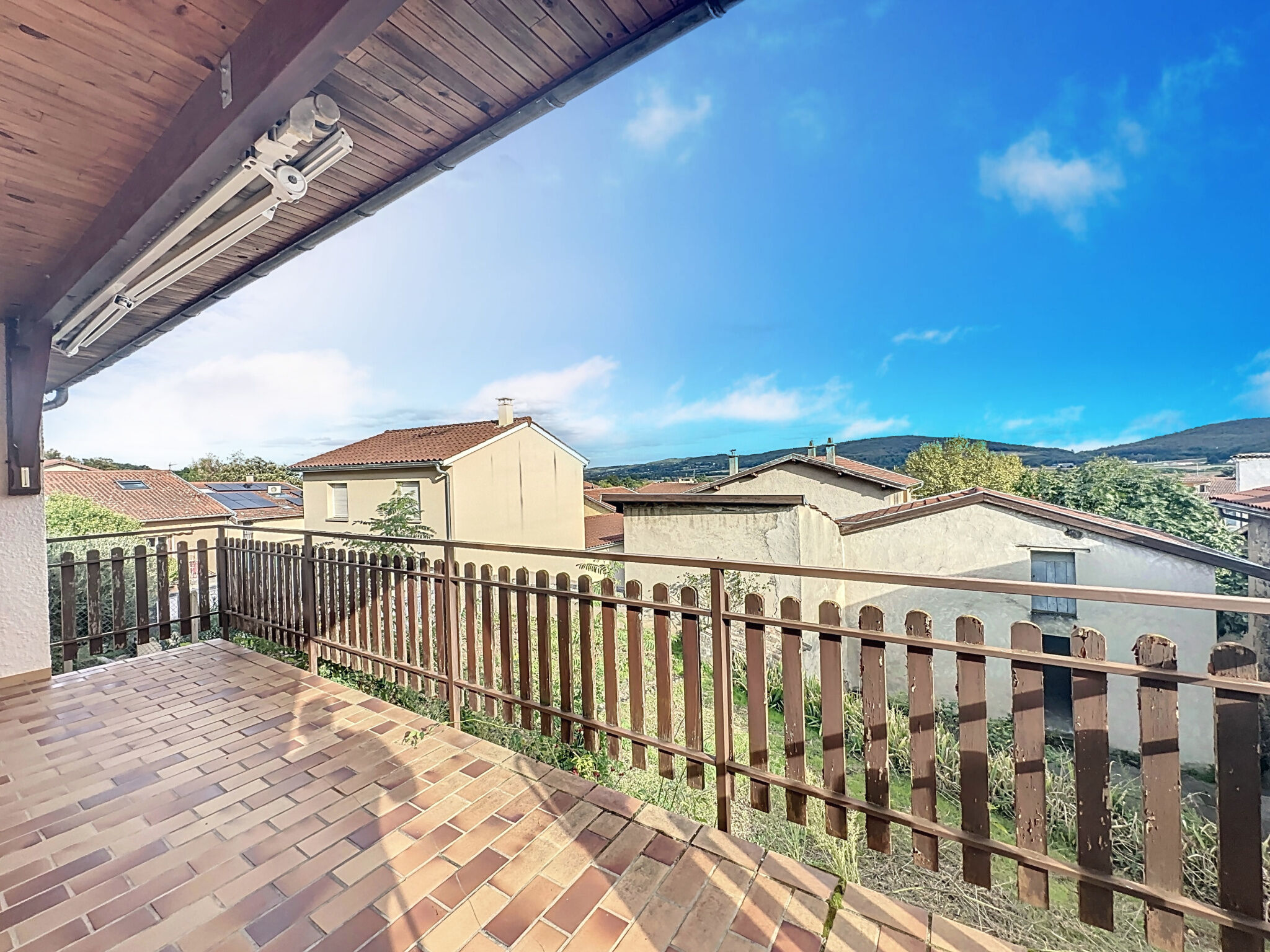 Photo 2 — JUNE IMMOBILIER